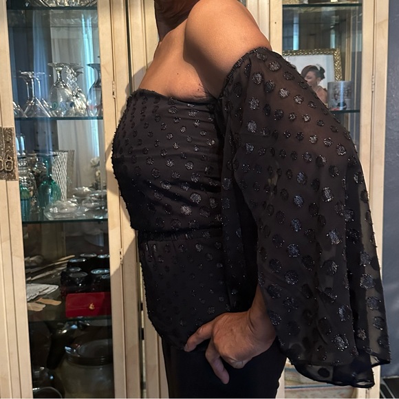 Ladies express top - Picture 2 of 8